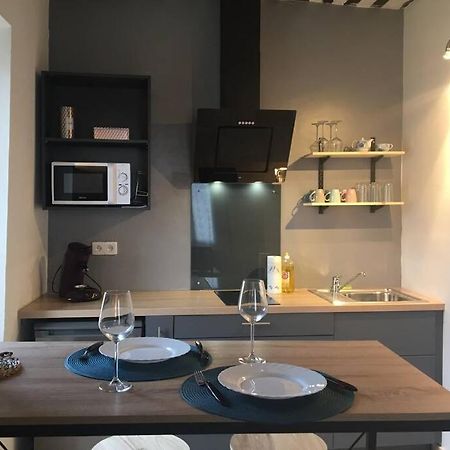 Studio De Charme Le Clos De L'Etang + Place De Parking LʼIsle-sur-la-Sorgue المظهر الخارجي الصورة